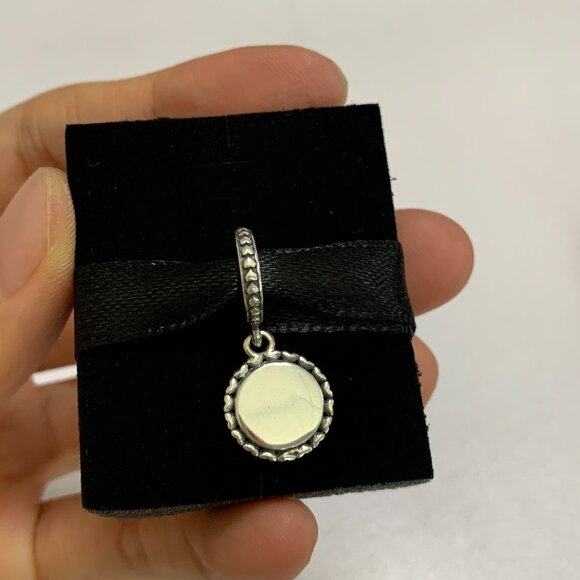 Pandora Lady Boss Charm - Picture 2 of 4